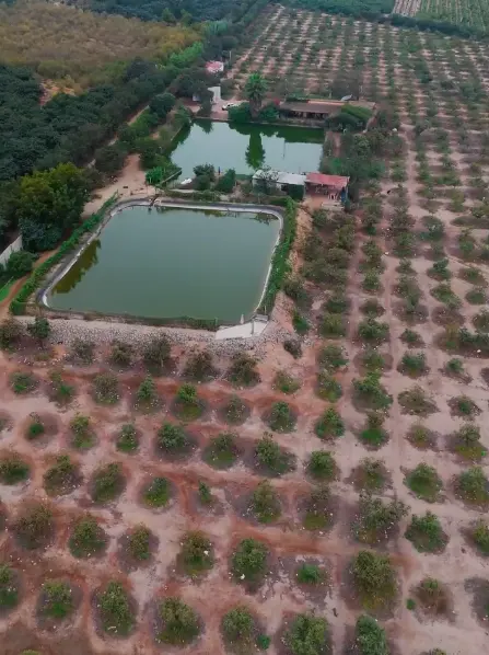 Vista aérea de los reservorios de agua del proyecto